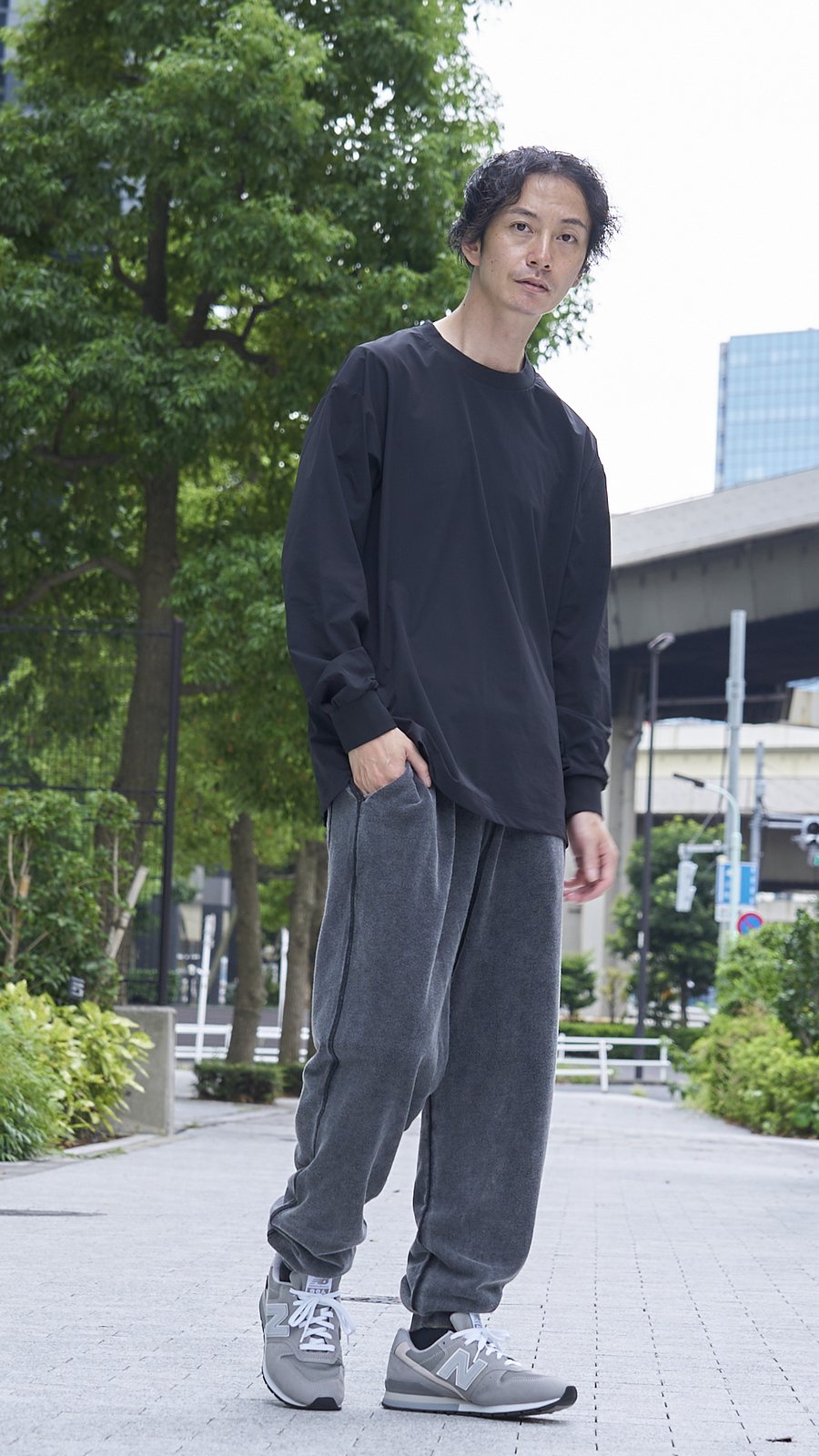 コーディネート5：Blackの一枚着コーデ